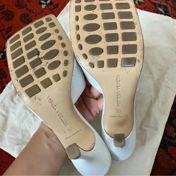 Bottega Veneta White Leather Square-Toe Heels – EU 37 / US 6.5 stretch mule shoe - Picture 5 of 11